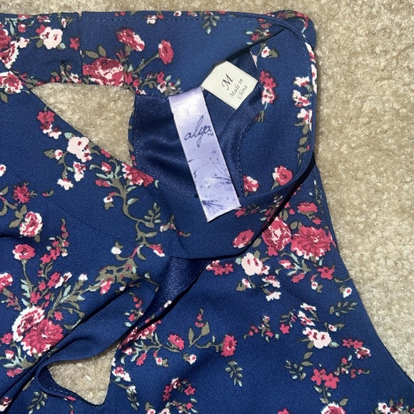 Dress - Picture 2 of 3